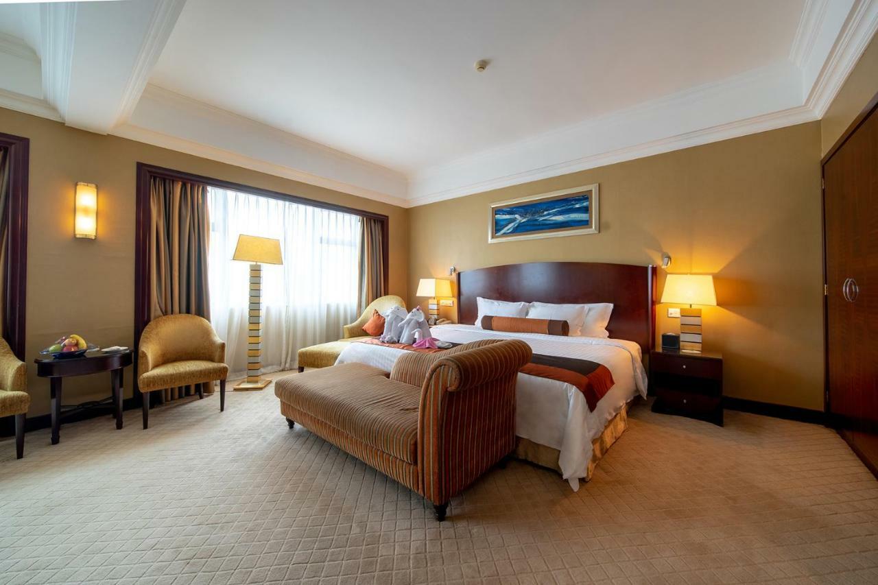 Executive Super king bed Room,1212925186:JPEG
